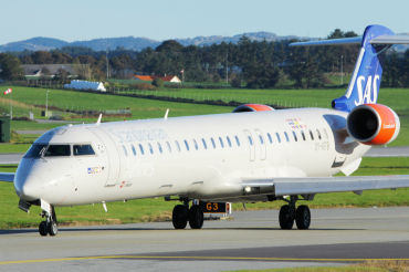 OY-KFB (15211) 2008 Bombardier CRJ-900LR