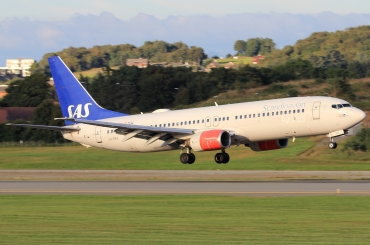 LN-RRK (32278) 2002 Boeing 737-883