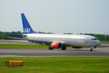 LN-RCY (28324) 2001 Boeing 737-883