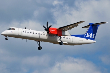 LN-RDM (4033) 2001 Bombardier Dash 8-Q402