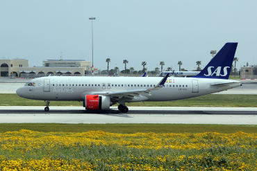 LN-RGL (729) 2016 Airbus A320-251N