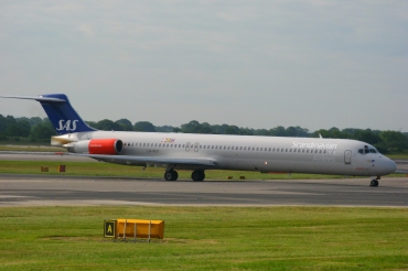 LN-ROX (49603) 1988 McDonnell Douglas MD-82