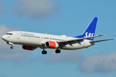 LN-RPO (30467) 2000 Boeing 737-883