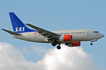 LN-RPZ (28293) 1998 Boeing 737-683