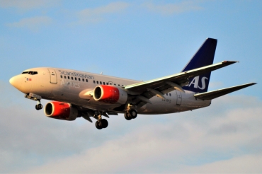 LN-RPZ (28293) 1998 Boeing 737-683