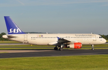 OY-KAU (3227) 2007 Airbus A320-232