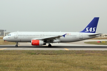 OY-KAW (2817) 2006 Airbus A320-232