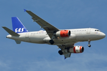 OY-KBT (3292) 2007 Airbus A319-131