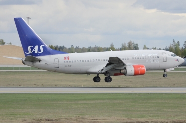 LN-TUF (28222) 1999 Boeing 737-705