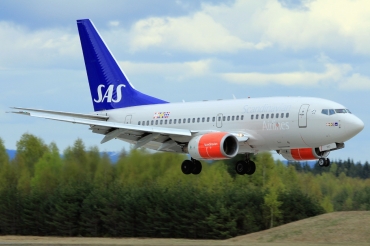 LN-RRD (28301) 1999 Boeing 737-683