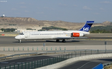 EC-JSU (49610) 1990 McDonnell Douglas MD-87