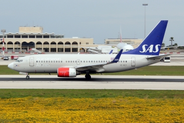 SE-REY (32737) 2002 Boeing 737-76N WL