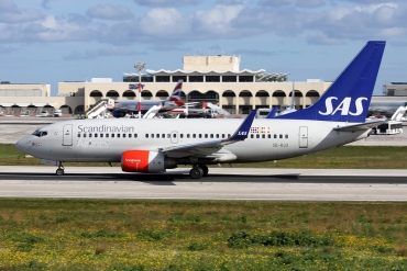 SE-RJU (29885) 2002 Boeing 737-76N WL