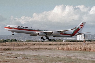 CS-TOC (079) 1995 Airbus A340-312