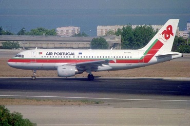 CS-TTL (1100) 1999 Airbus A319-111