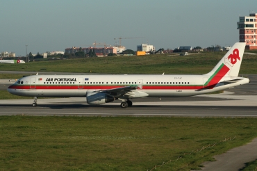 CS-TJF (1399) 2000 Airbus A321-211
