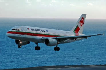 CS-TTK (1034) 1999 Airbus A319-111