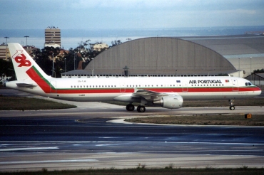 CS-TJE (1307) 2000 Airbus A321-211