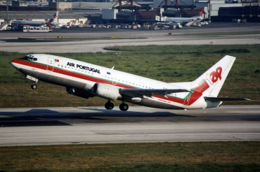 CS-TIC (24366) 1989 Boeing 737-382