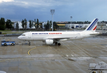 F-GHQJ, (cn 214), Airbus A320-211
