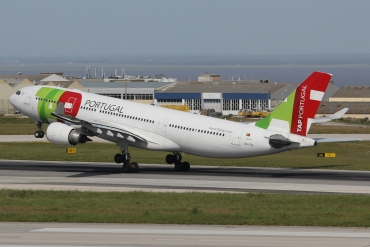 CS-TOL (877) 2007 Airbus A330-202