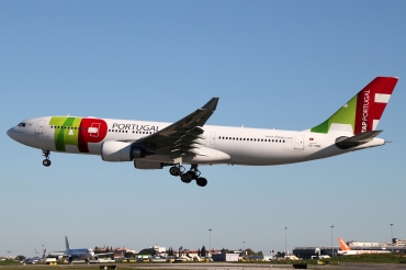 CS-TOO (914) 2008 Airbus A330-202