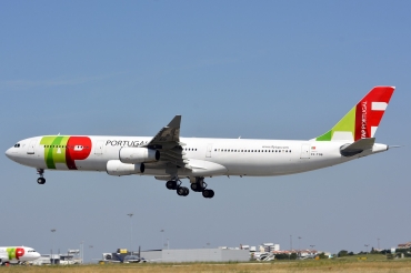 CS-TOB (044) 1994 Airbus A340-312