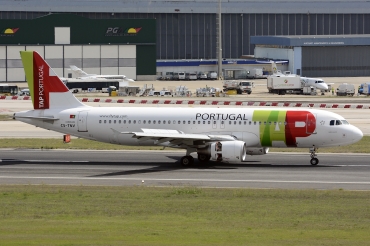 CS-TNV (4145) 2009 Airbus A320-214