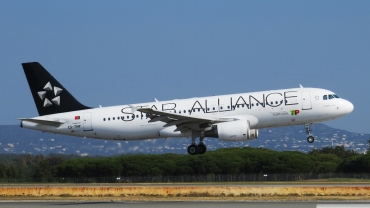 CS-TNP (2178) 2004 Airbus A320-214