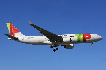 CS-TOI (195) 1997 Airbus A330-223