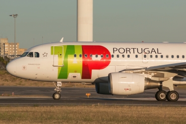 CS-TTC (763) 1997 Airbus A319-111