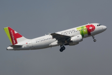 CS-TTD (790) 1998 Airbus A319-111
