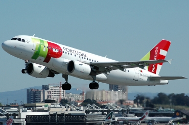 CS-TTP (1165) 2000 Airbus A319-111