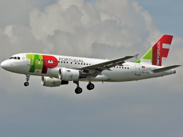 CS-TTQ (629) 1996 Airbus A319-112