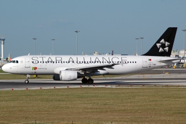 CS-TNP (2178) 2004 Airbus A320-214
