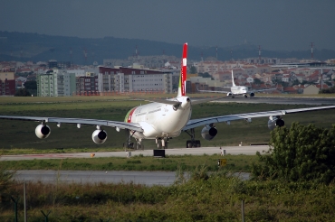 CS-TOA (041) 1994 Airbus A340-312