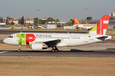CS-TTE (821) 1998 Airbus A319-111