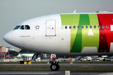 CS-TOI (195) 1997 Airbus A330-223
