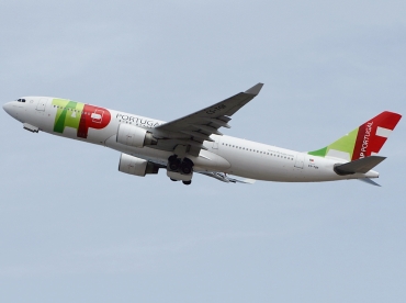 CS-TOF (308) 1999 Airbus A330-223
