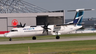 C-GKWE · Bombardier Dash 8-Q402 · (YUL / CYUL)