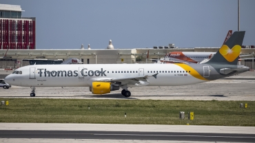 G-TCDW (1921) 2003 Airbus A321-211