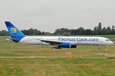 G-FCLF (28835) 1999 Boeing 757-28A