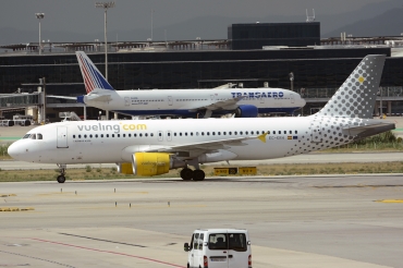 EC-KRH (3529) 2008 Airbus A320-214