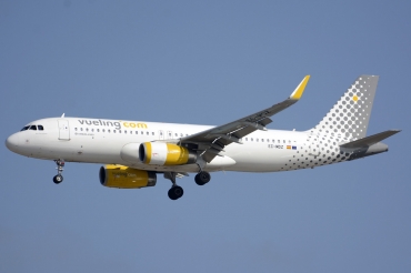 EC-MDZ (6377) 2014 Airbus A320-232(WL)
