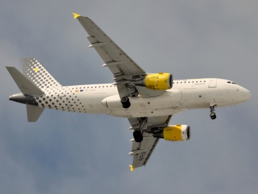 EC-LRS, (cn 3704), Airbus A319-112