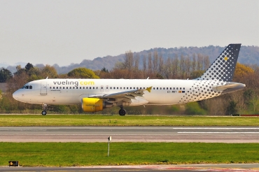 EC-MBY (4674) 2011 Airbus A320-214