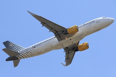 EC-LVU (5616) 2013 Airbus A320-214(WL)