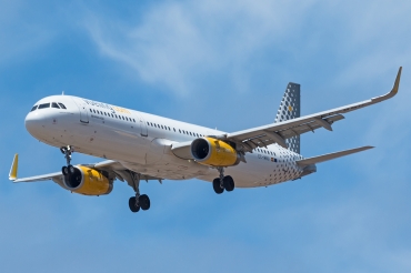 EC-MMU (7218) 2016 Airbus A321-231(WL)