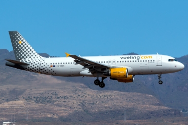 EC-MUM (4101) 2009 Airbus A320-214