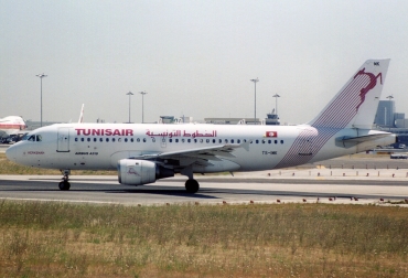 TS-IMK (880) 1998 Airbus A319-114